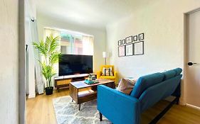 Heart Of Hollywood Apartment - 2Bed 2Bath